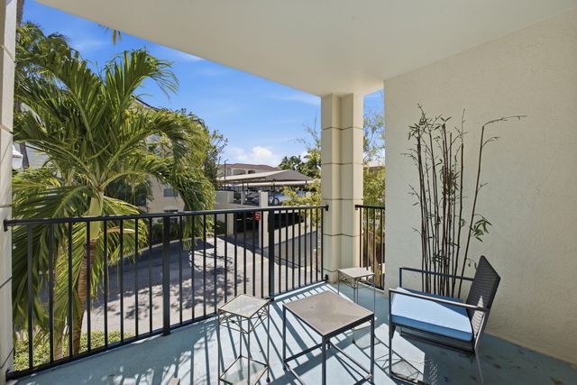 3221 Tuscany Way 3221, Boynton Beach, FL 33435