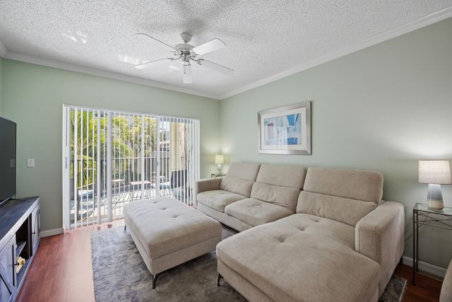 3221 Tuscany Way 3221, Boynton Beach, FL 33435