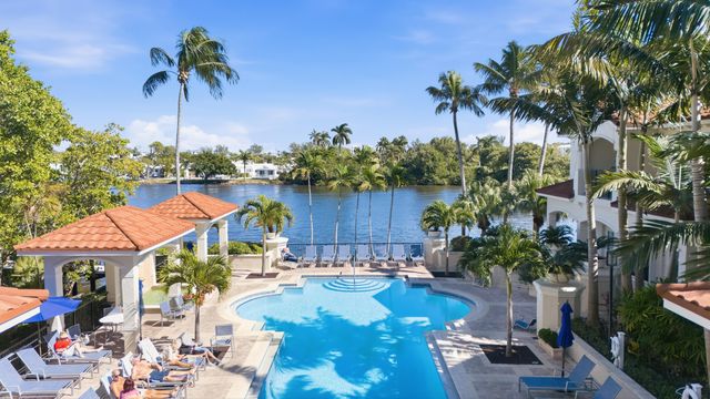 3221 Tuscany Way 3221, Boynton Beach, FL 33435