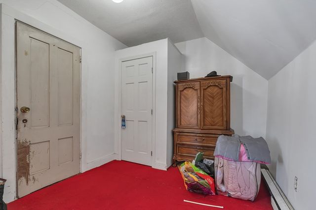 150 E Ashland St, Brockton, MA 02302