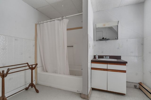 150 E Ashland St, Brockton, MA 02302