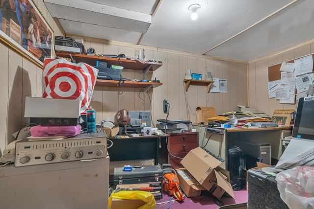 150 E Ashland St, Brockton, MA 02302