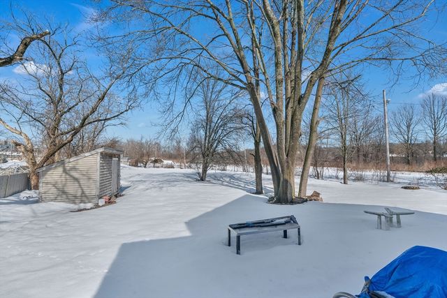 150 E Ashland St, Brockton, MA 02302