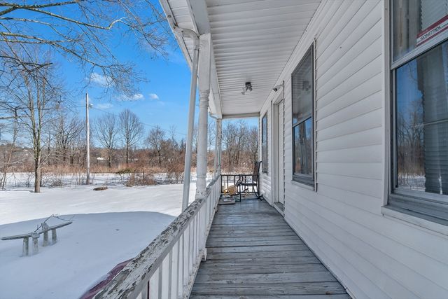 150 E Ashland St, Brockton, MA 02302