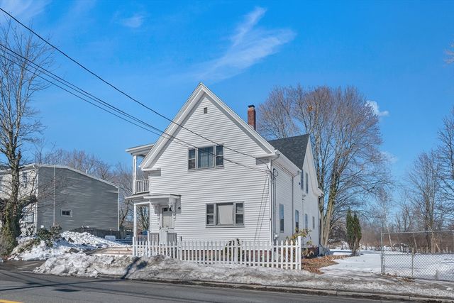 150 E Ashland St, Brockton, MA 02302