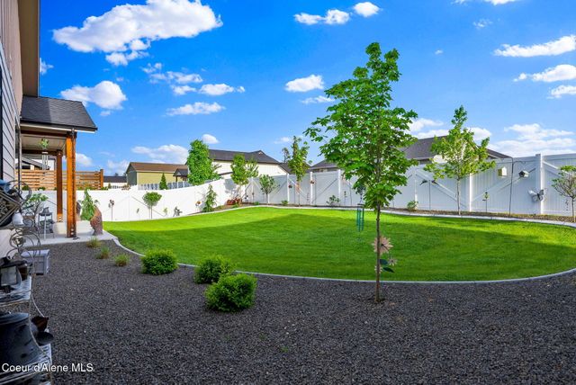 8108 W Splitrail AVE, Rathdrum, ID 83858