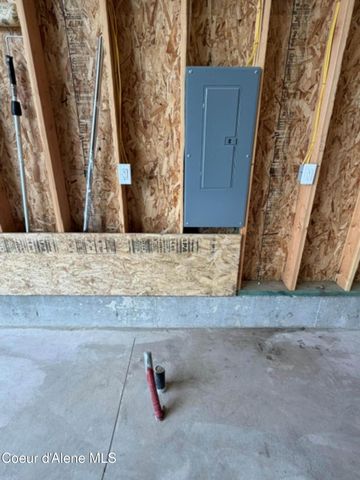 8108 W Splitrail AVE, Rathdrum, ID 83858