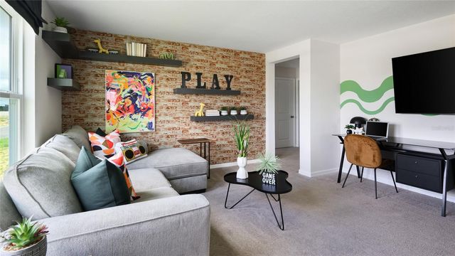 4611 HIKERS DRIVE, Davenport, FL 33837