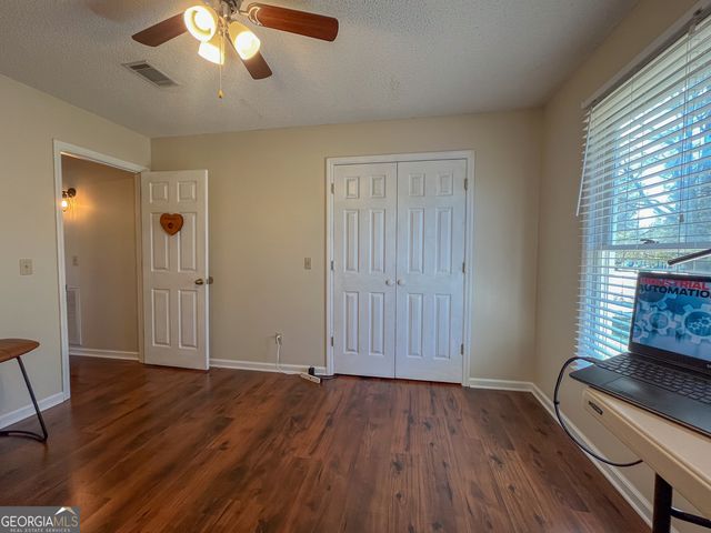 100 Hummingbird Drive, Dublin, GA 31021