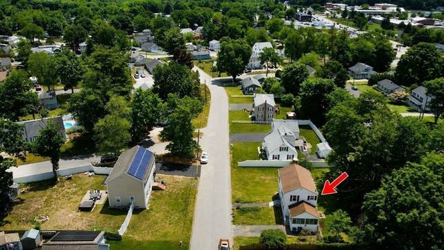 30 Springdale Rd, Dracut, MA 01826