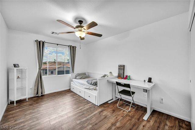 10052 Lemon Valley Avenue, Las Vegas, NV 89147