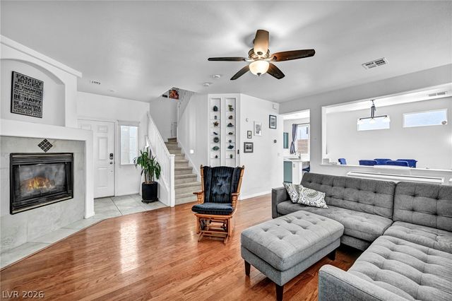 10052 Lemon Valley Avenue, Las Vegas, NV 89147
