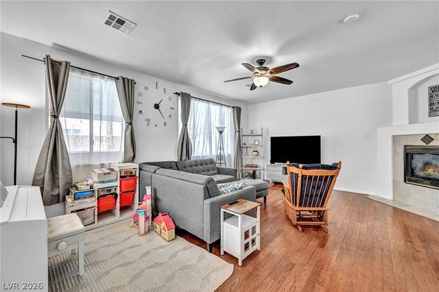 10052 Lemon Valley Avenue, Las Vegas, NV 89147
