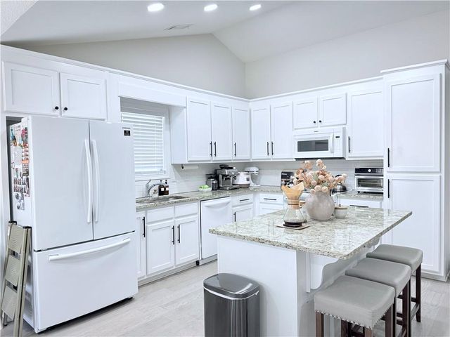 138 Livingston Court, Winder, GA 30680