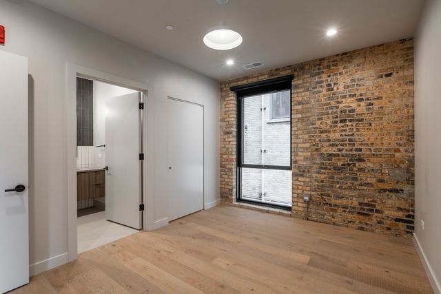 1706 Sherman Avenue 207, Evanston, IL 60201