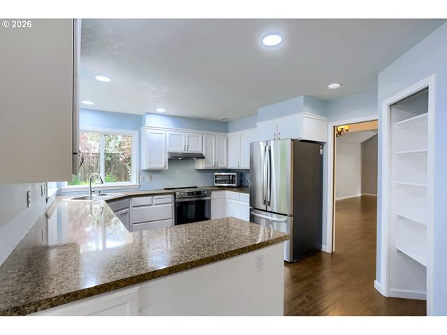 8160 Sw 147TH Ter, Beaverton, OR 97007