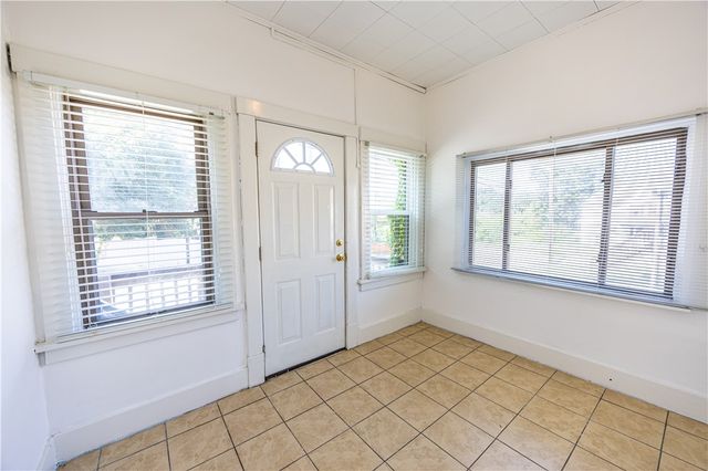 486 Mccargo St, New Kensington, PA 15068