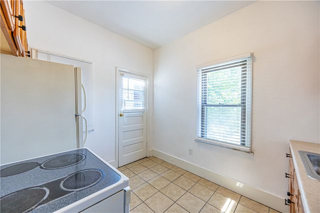 486 Mccargo St, New Kensington, PA 15068