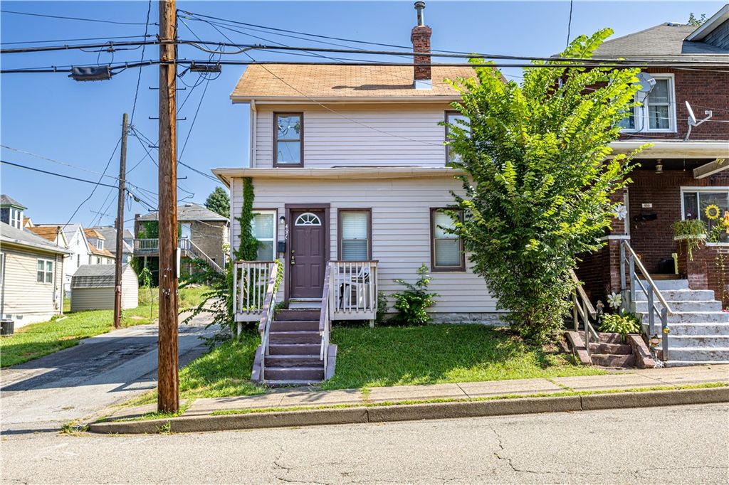 486 Mccargo St, New Kensington, PA 15068