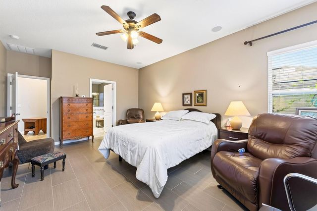 3135 AMALFI DRIVE, Orlando, FL 32820