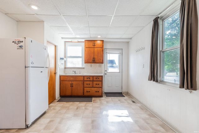 2520 W Maryland Street, Evansville, IN 47712