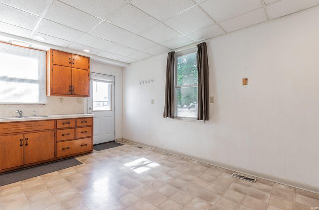 2520 W Maryland Street, Evansville, IN 47712