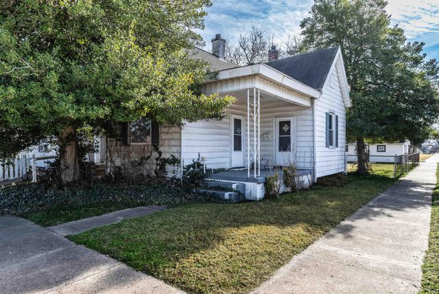 2520 W Maryland Street, Evansville, IN 47712