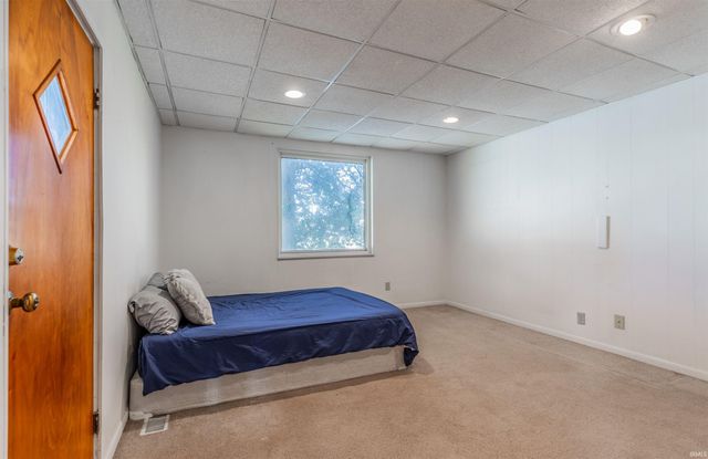 2520 W Maryland Street, Evansville, IN 47712