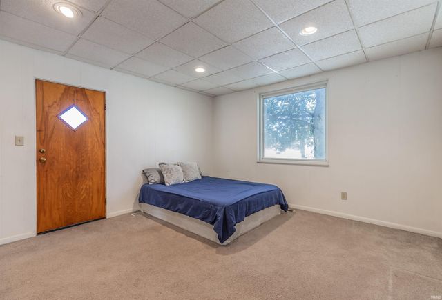 2520 W Maryland Street, Evansville, IN 47712