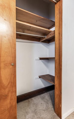 2520 W Maryland Street, Evansville, IN 47712