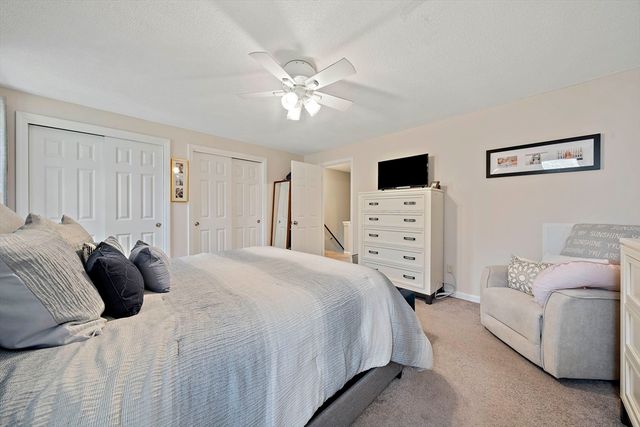 46 Sharron Dr 46, Easton, MA 02375