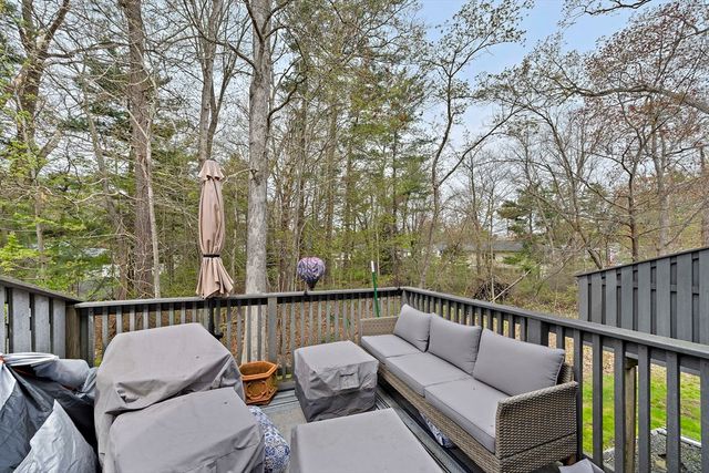 46 Sharron Dr 46, Easton, MA 02375