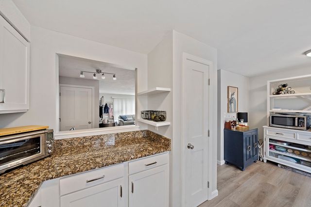 46 Sharron Dr 46, Easton, MA 02375