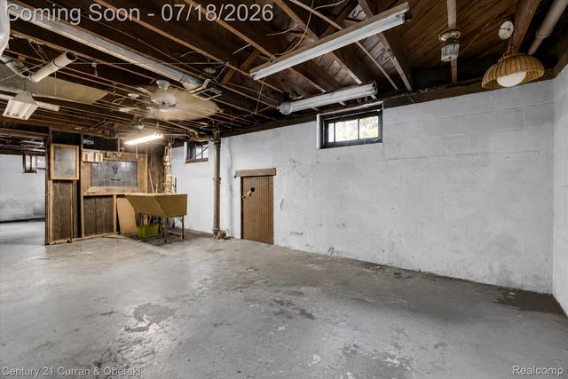 9428 Ball Street, Plymouth Charter Township, MI 48170