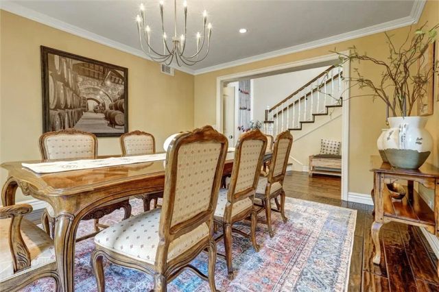 4751 Topeka Drive, Tarzana, CA 91356