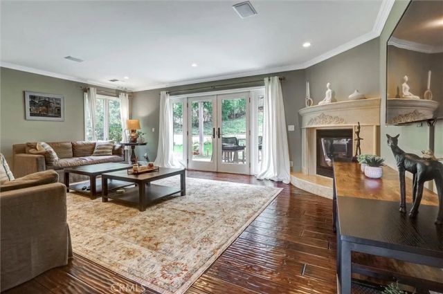 4751 Topeka Drive, Tarzana, CA 91356