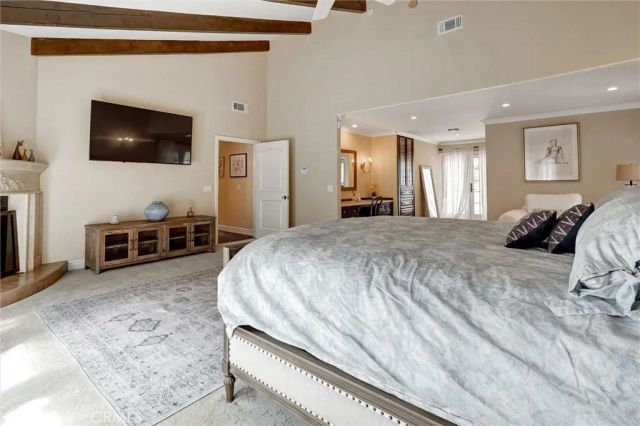 4751 Topeka Drive, Tarzana, CA 91356