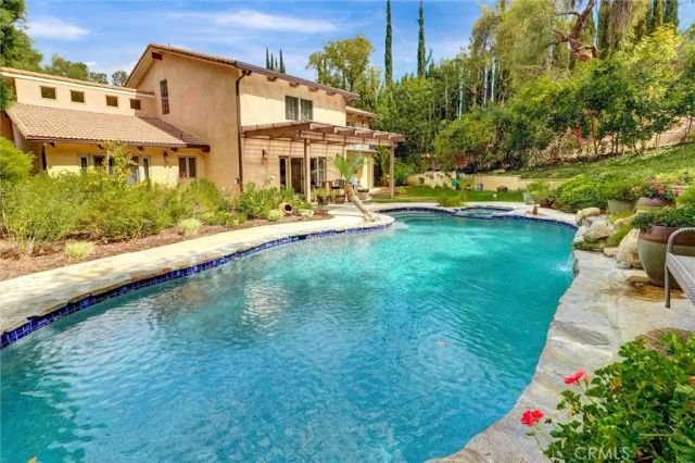 4751 Topeka Drive, Tarzana, CA 91356
