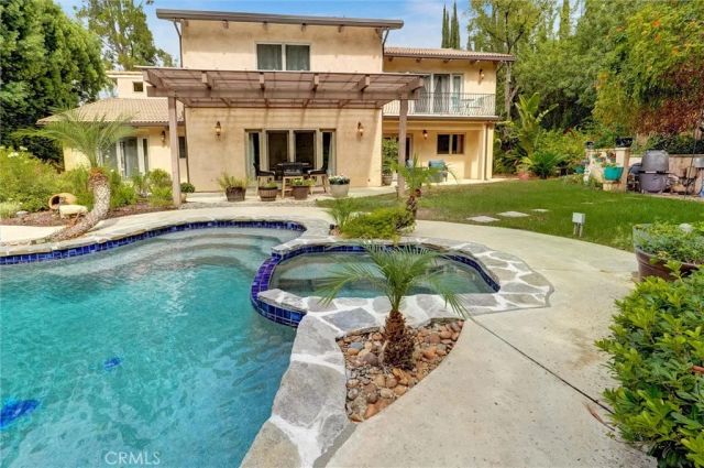 4751 Topeka Drive, Tarzana, CA 91356
