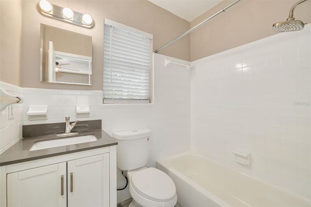 5655 1ST AVENUE N, St Petersburg, FL 33710