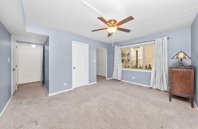 4530 W 93rd Street 1A, Oak Lawn, IL 60453