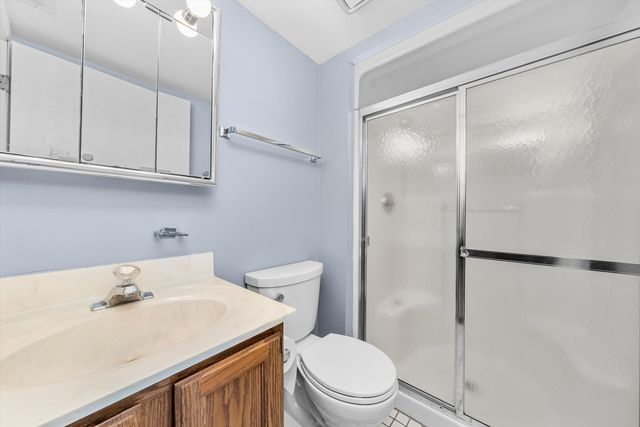 4530 W 93rd Street 1A, Oak Lawn, IL 60453