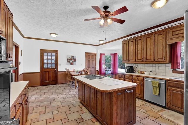 3765 Cannonwolde Drive, Snellville, GA 30039
