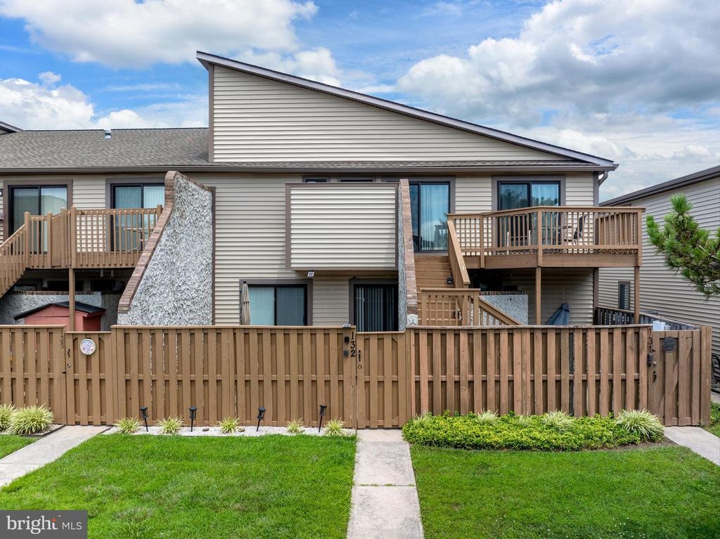 105 120TH ST #131B, Ocean City, MD 21842