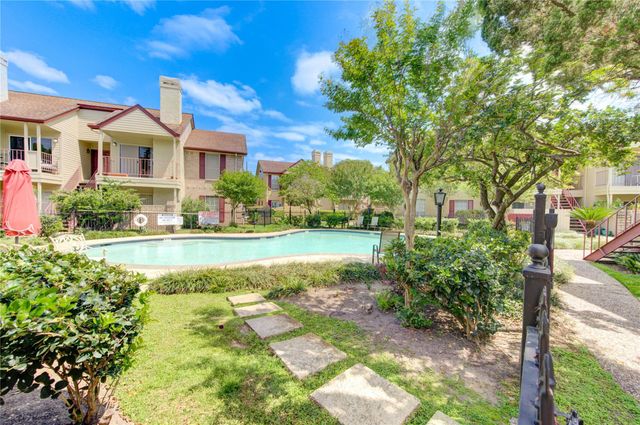 2120 El Paseo Street 619, Houston, TX 77054