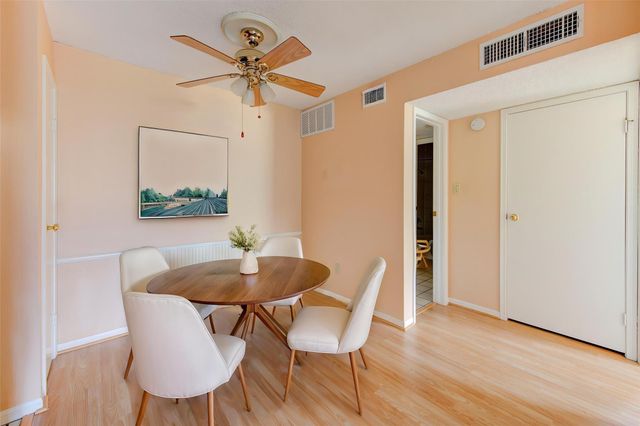 2120 El Paseo Street 619, Houston, TX 77054