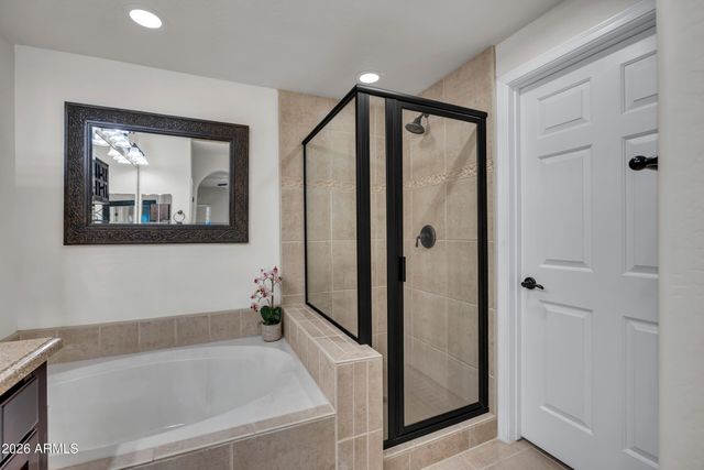 3935 E ROUGH RIDER Road 1250, Phoenix, AZ 85050