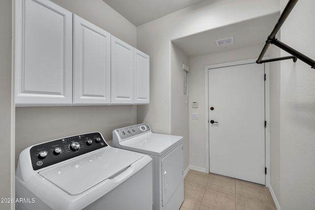 3935 E ROUGH RIDER Road 1250, Phoenix, AZ 85050