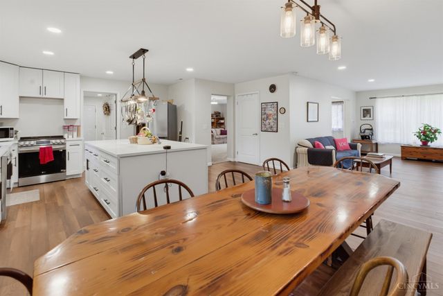 3575 Sorrento Drive, Amberley, OH 45236