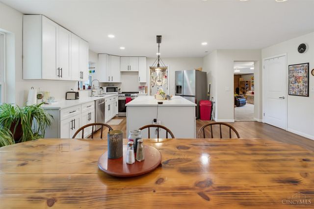 3575 Sorrento Drive, Amberley, OH 45236